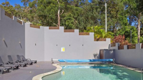 Spectacular views of Tomaree Headlands with Pool, Nelson Bay